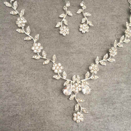 twig silver ビジューネックレス&ピアスセット/ブライダルアクセサリー 【結婚式 アクセサリーセット】