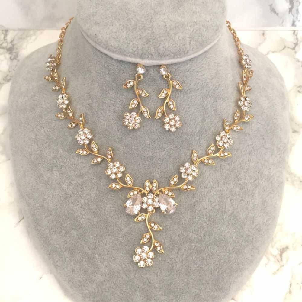 twig gold ビジューネックレス&ピアスセット/ブライダルアクセサリー 【結婚式 アクセサリーセット】