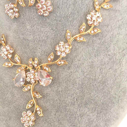 twig gold ビジューネックレス&ピアスセット/ブライダルアクセサリー 【結婚式 アクセサリーセット】