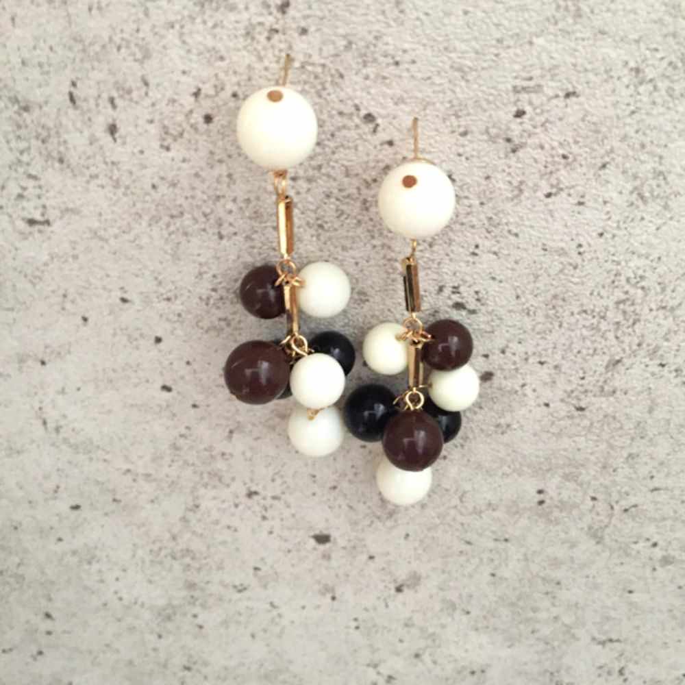 【ピアス・イヤリング】pompom カジュアルピアス/ブライダルアクセサリー 【結婚式 ピアス イヤリング】