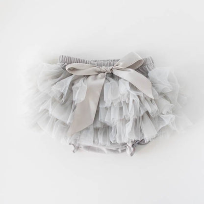 ダイパーケーキ&スカート&ヘアアクセ&ベアー&マンスリーカードセット(グレー) 【結婚式 ギフト 内祝い 結婚祝い 出産祝い】