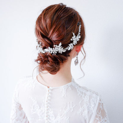 【ヘッドドレス】ブライダルヘッドドレス ビジュー リーフ フラワー 小枝アクセサリー e9 【結婚式　ヘアアクセサリー】