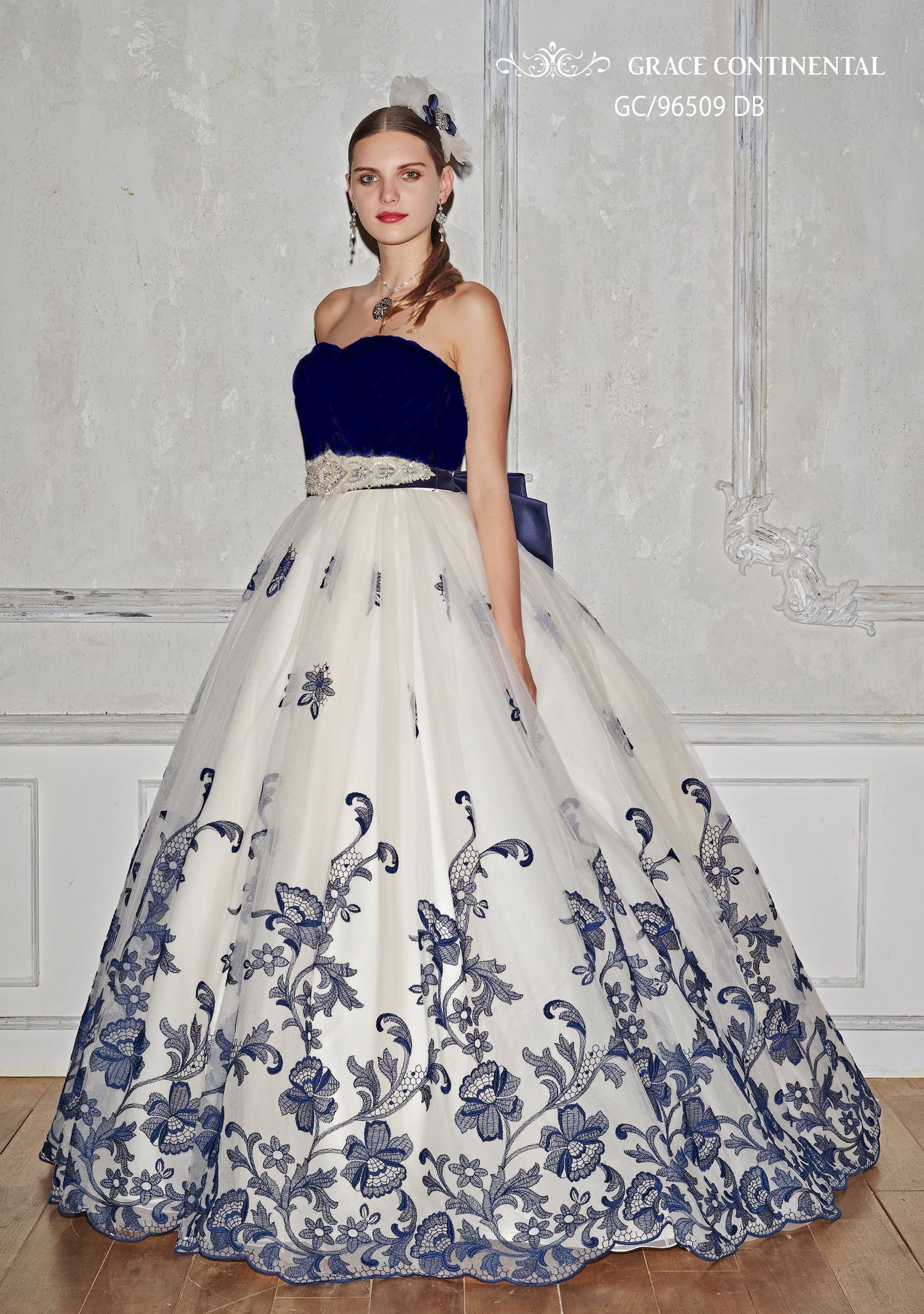 GRACE CINTINENTAL ネイビー×ホワイト 【結婚式 カラードレス レンタル】