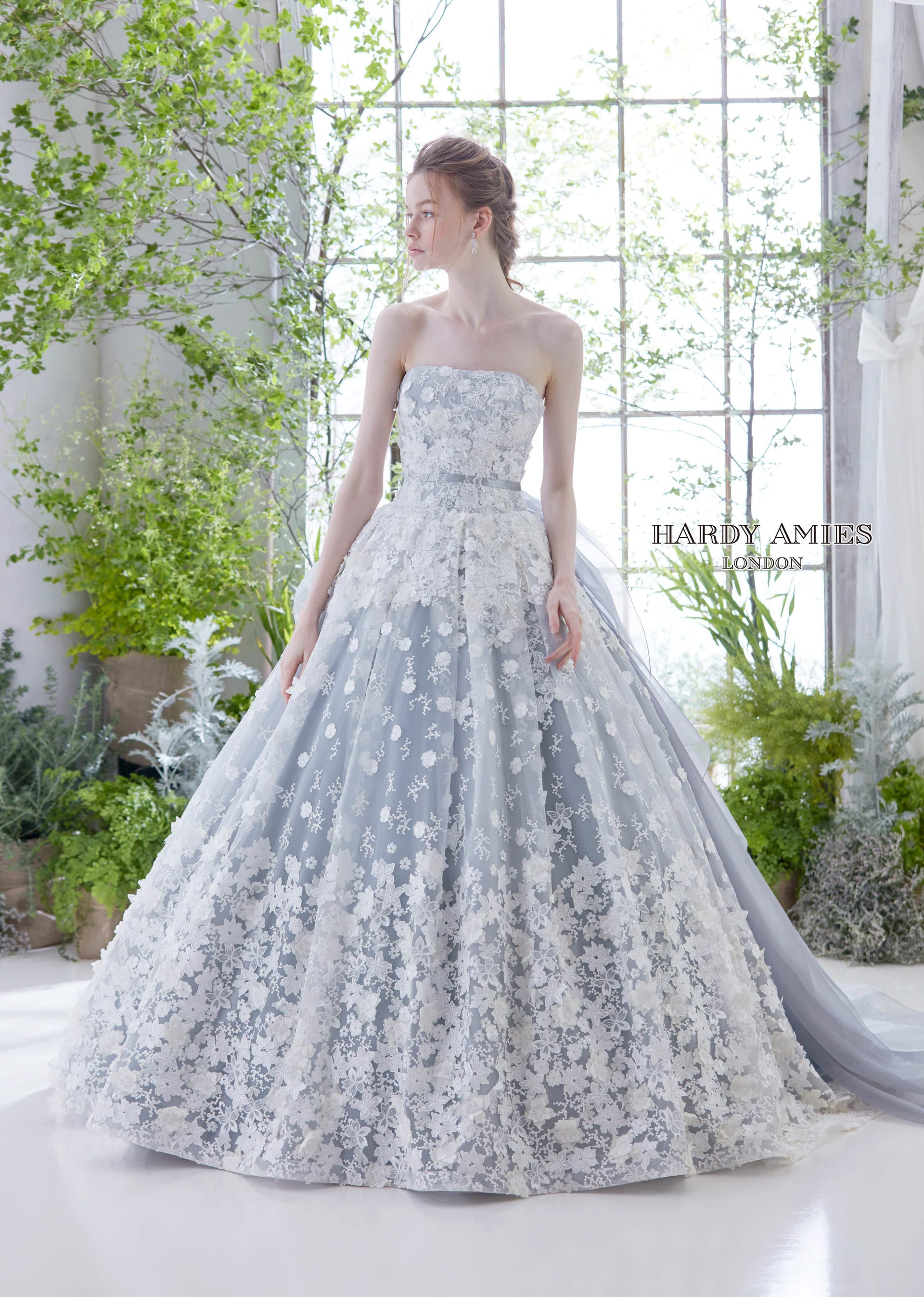 160432_1.jpg?v=1736416752&  