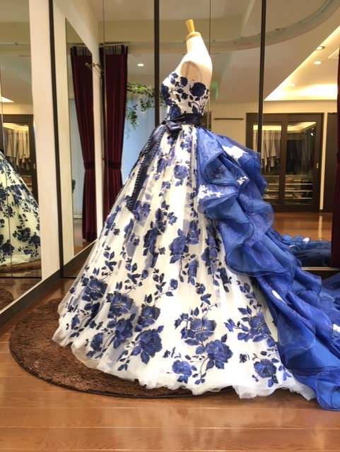 ISAMU MORITAブルー IC-23 【結婚式 カラードレス レンタル】