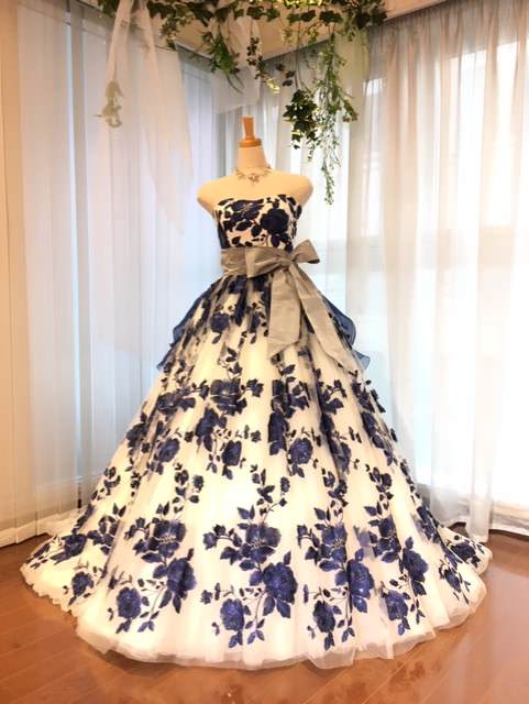 ISAMU MORITAブルー IC-23 【結婚式 カラードレス レンタル】