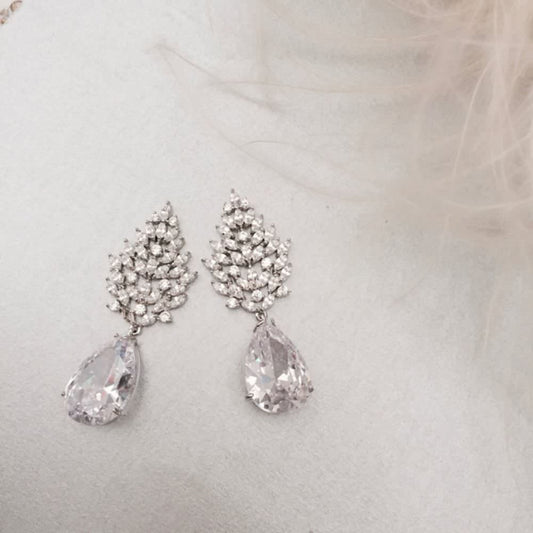 【ピアス・イヤリング】sage ジルコニアピアス/ブライダルアクセサリー 【結婚式 ピアス イヤリング】