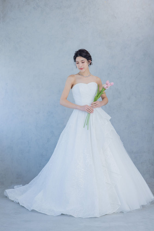 Resoll ⅽollection FINA【ウェディングドレス レンタル】