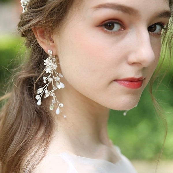 【イヤリング】ブライダルイヤリング 小枝イヤリング フラワー ビジュー リーフ f6 【結婚式 ピアス イヤリング】