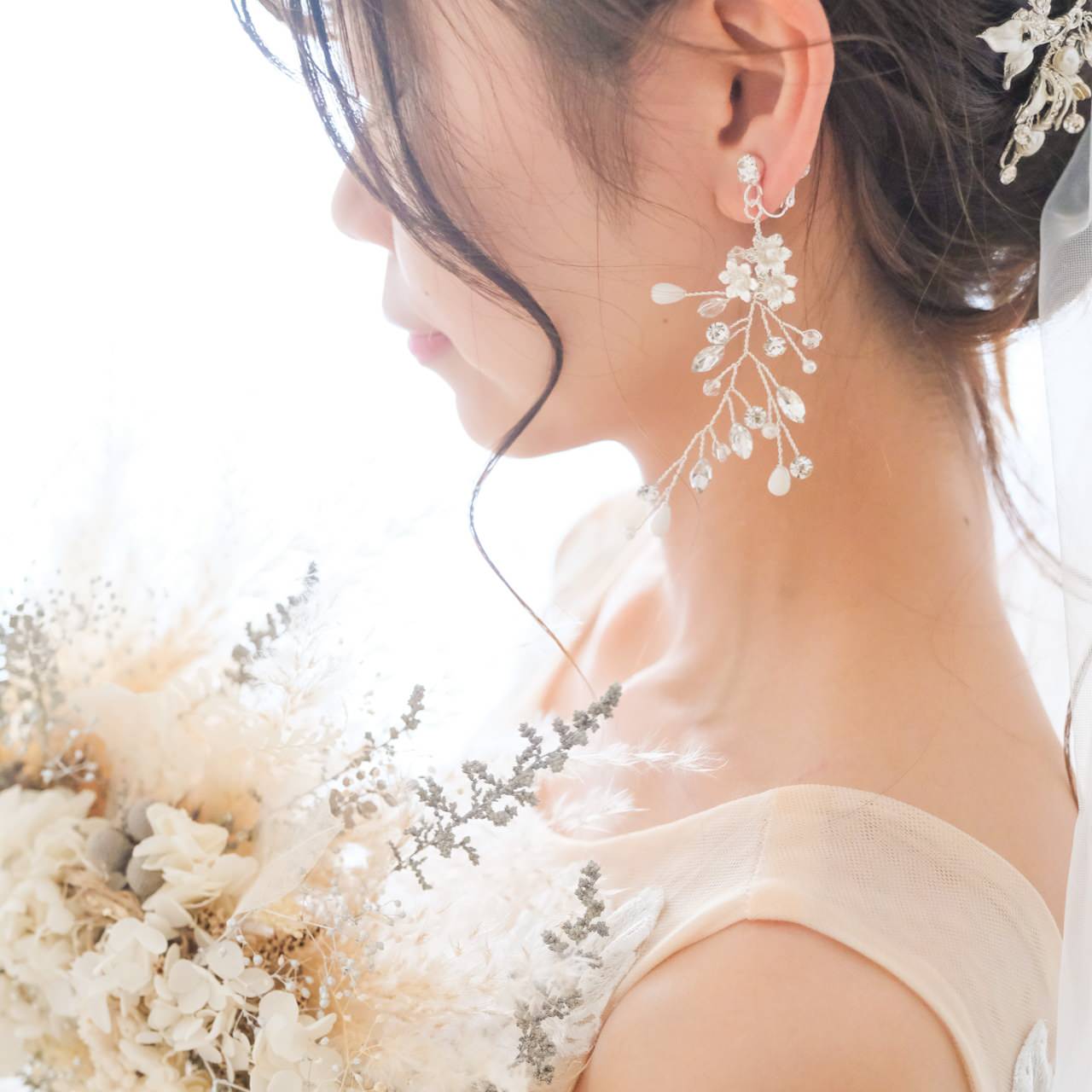 【イヤリング】ブライダルイヤリング 小枝イヤリング フラワー ビジュー リーフ f6 【結婚式 ピアス イヤリング】