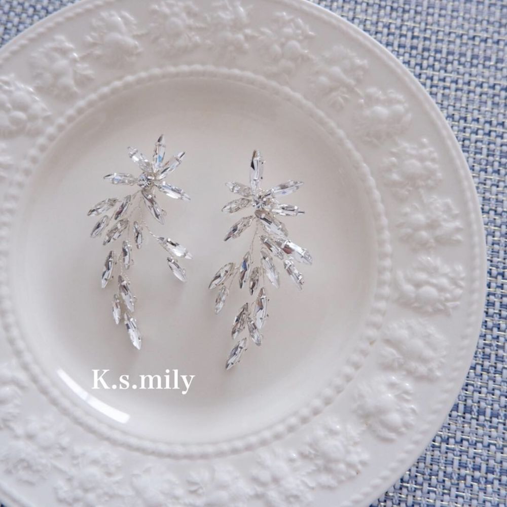 【ピアス】ブライダルピアス 小枝ピアス ビジュー リーフ f7 【結婚式 ピアス イヤリング】
