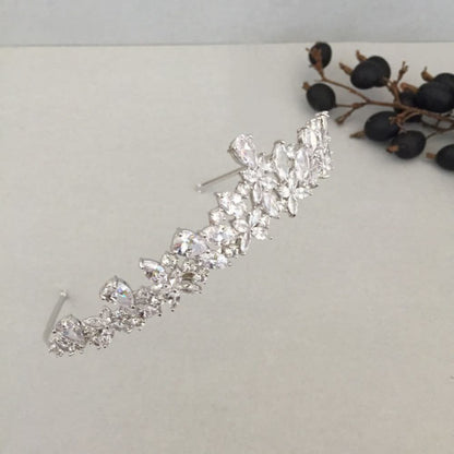 【ヘッドドレス】royal ジルコニアティアラ/ブライダルアクセサリー 【結婚式 ヘアアクセサリー】