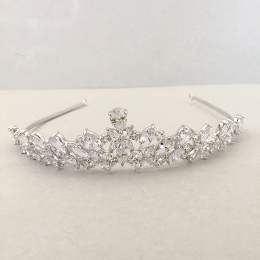 【ヘッドドレス】royal ジルコニアティアラ/ブライダルアクセサリー 【結婚式　ヘアアクセサリー】