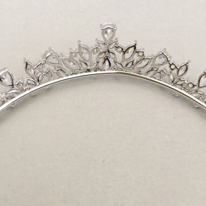 【ヘッドドレス】royal ジルコニアティアラ/ブライダルアクセサリー 【結婚式 ヘアアクセサリー】