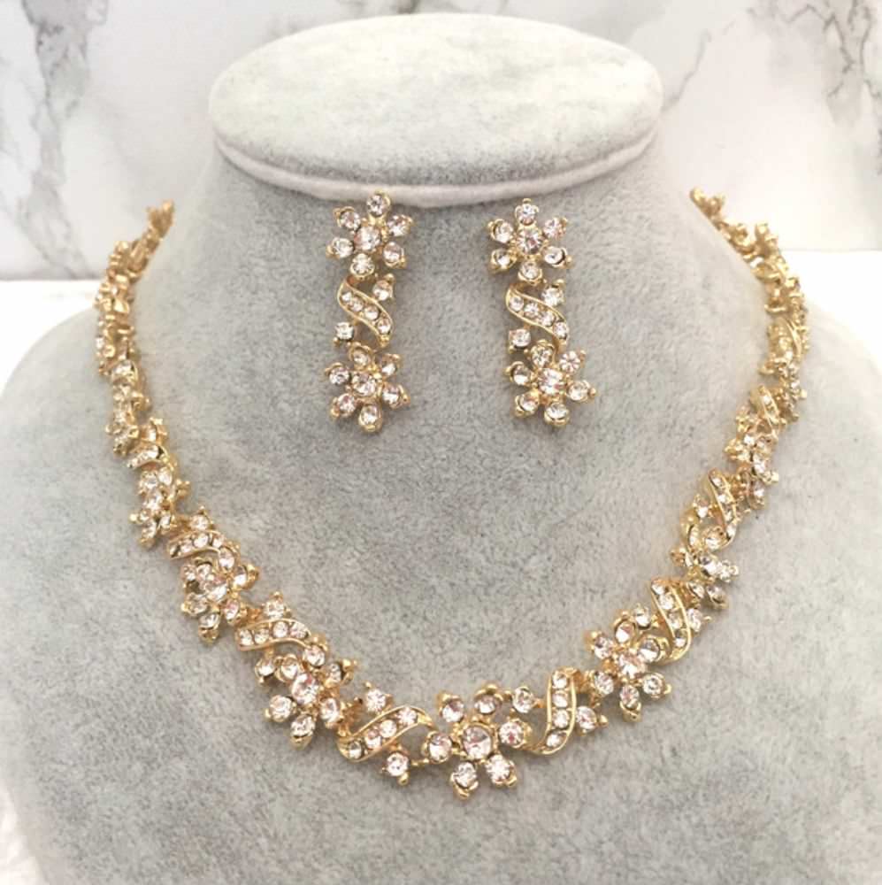 bijou ビジューゴールドネックレス&ピアスセット/ブライダルアクセサリー 【結婚式 アクセサリーセット】