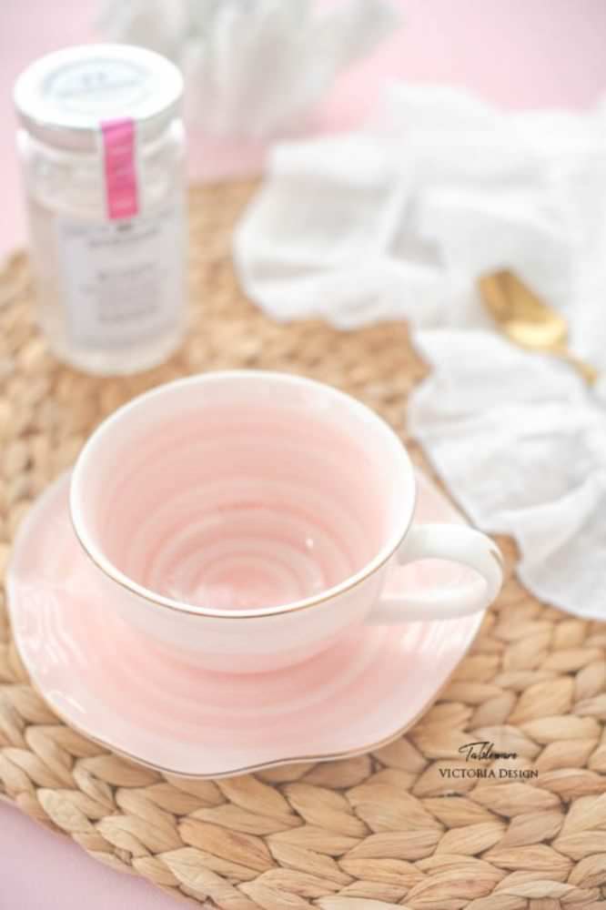 【フリルナプキン】ボルゴデルトヴァーリ(ivory・ホワイト)/イタリアブランド 【結婚式 ギフト 引き出物 キッチン用品】