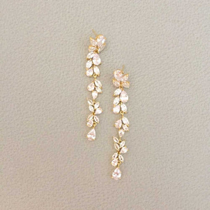 【ピアス・イヤリング】long ジルコニアピアス/ブライダルアクセサリー 【結婚式 ピアス イヤリング】