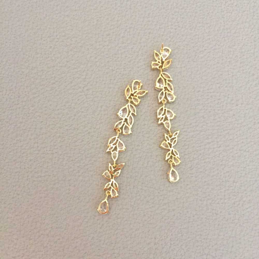 【ピアス・イヤリング】long ジルコニアピアス/ブライダルアクセサリー 【結婚式 ピアス イヤリング】