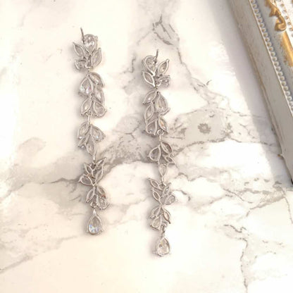 【ピアス・イヤリング】long ジルコニアピアス/ブライダルアクセサリー 【結婚式 ピアス イヤリング】