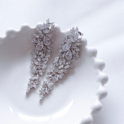 【ピアス】ビジュー ウェディング ブライダルピアス g1 【結婚式 ピアス イヤリング】