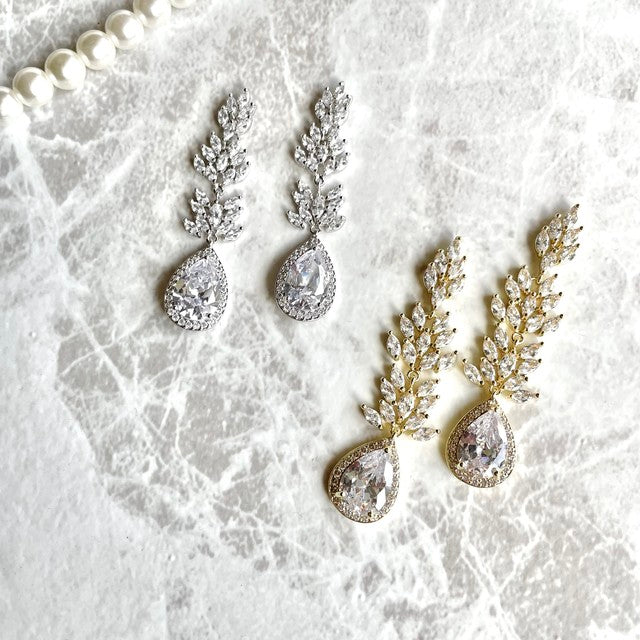 【ピアス・イヤリング】garden ジルコニアピアス/ブライダルアクセサリー 【結婚式 ピアス イヤリング】