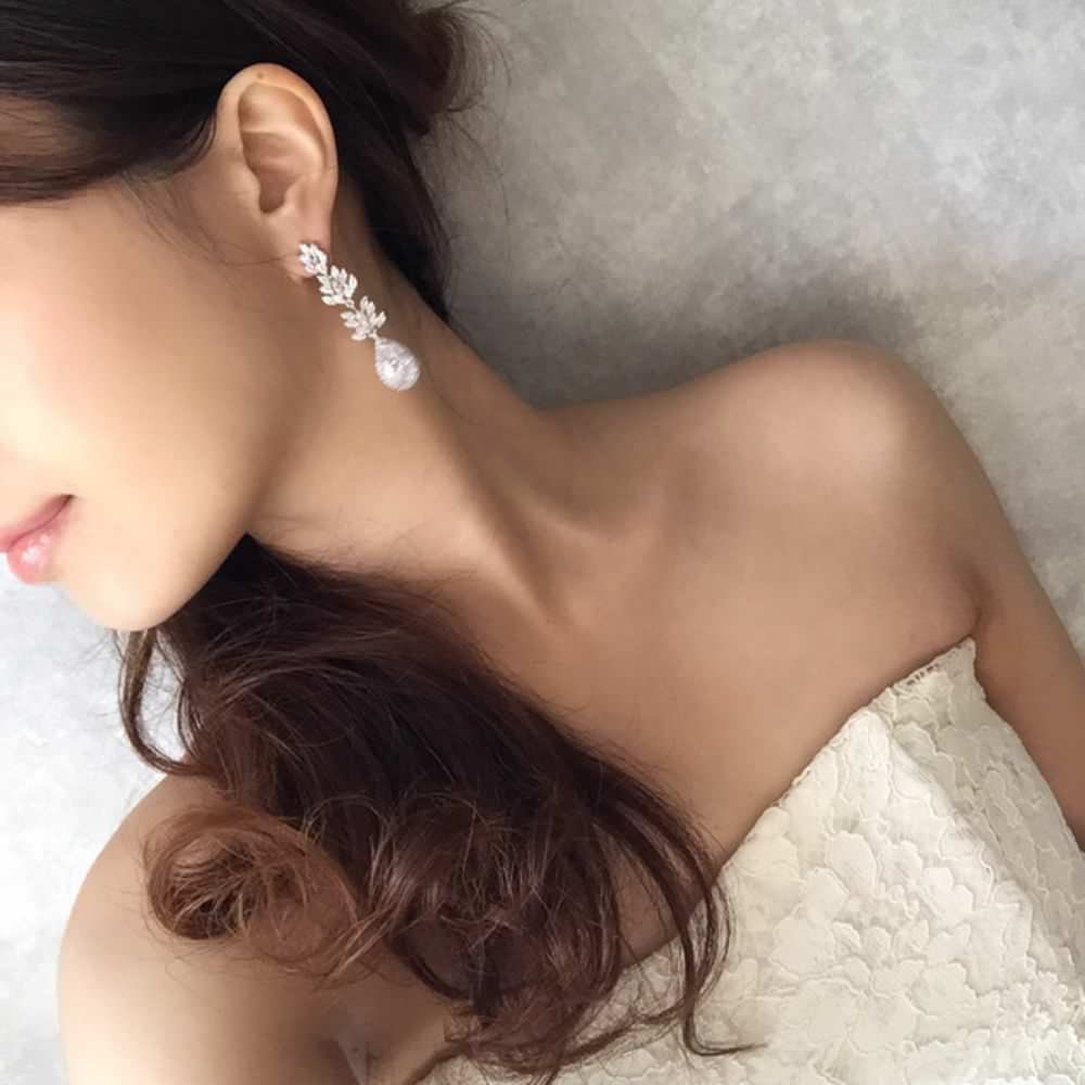 【ピアス・イヤリング】garden ジルコニアピアス/ブライダルアクセサリー 【結婚式 ピアス イヤリング】