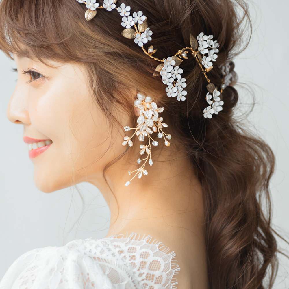 【イヤリング】ブライダルイヤリング 小枝イヤリング ビジュー ゴールド g4 【結婚式 ピアス イヤリング】