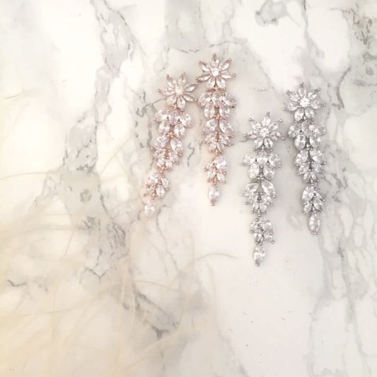 【ピアス・イヤリング】shooting star ジルコニアピアス/ブライダルアクセサリー 【結婚式 ピアス イヤリング】