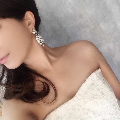 【ピアス・イヤリング】leaf shower ビジューピアス/ブライダルアクセサリー 【結婚式 ピアス イヤリング】