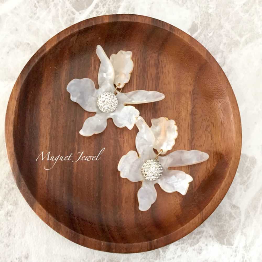 【ピアス・イヤリング】marble flower ビジューイヤリング/ブライダルアクセサリー 【結婚式　ピアス　イヤリング】