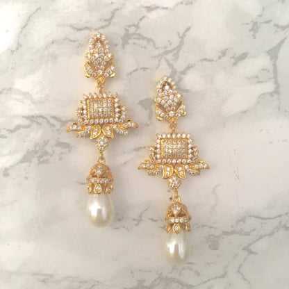 【ピアス・イヤリング】Lily ジルコニアピアス/ブライダルアクセサリー 【結婚式 ピアス イヤリング】