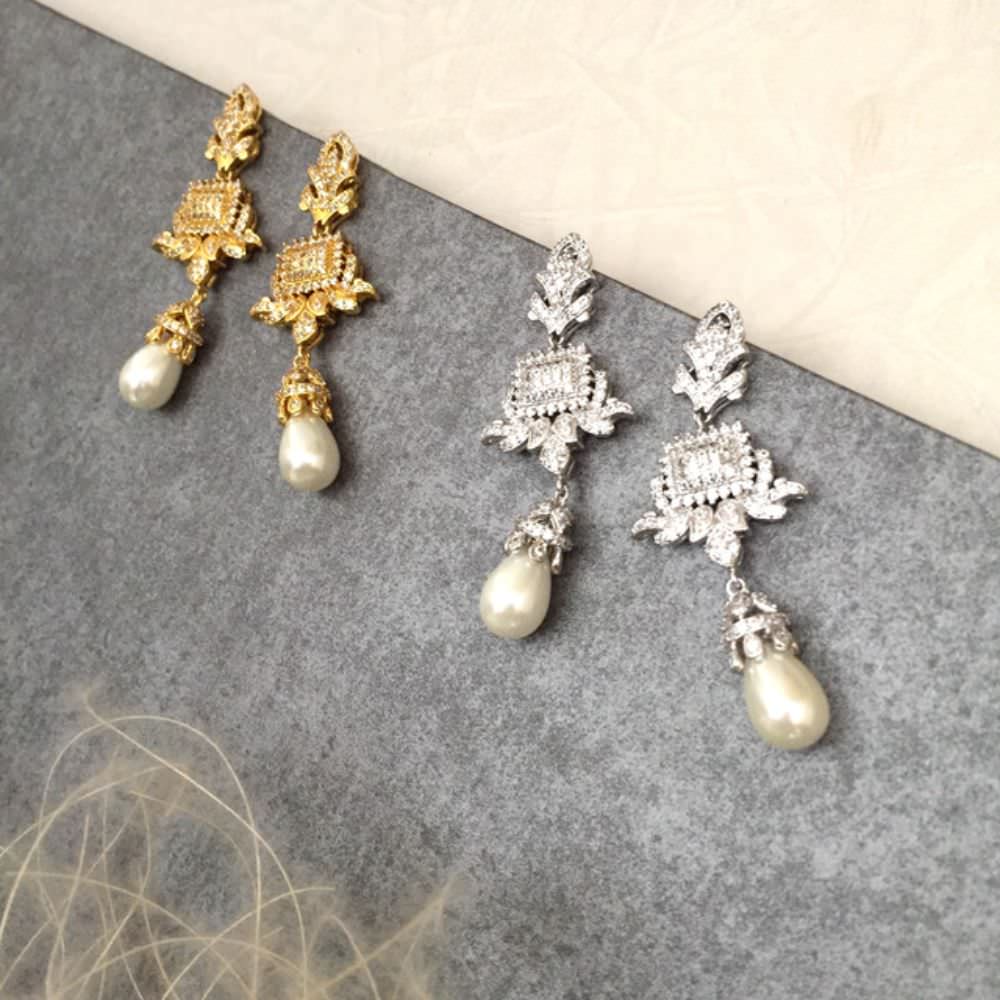 【ピアス・イヤリング】Lily ジルコニアピアス/ブライダルアクセサリー 【結婚式 ピアス イヤリング】