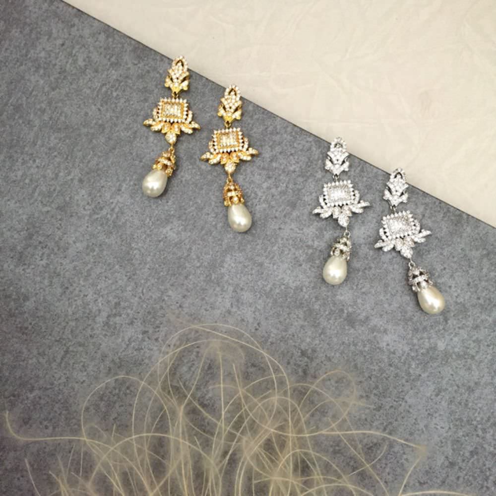 【ピアス・イヤリング】Lily ジルコニアピアス/ブライダルアクセサリー 【結婚式 ピアス イヤリング】