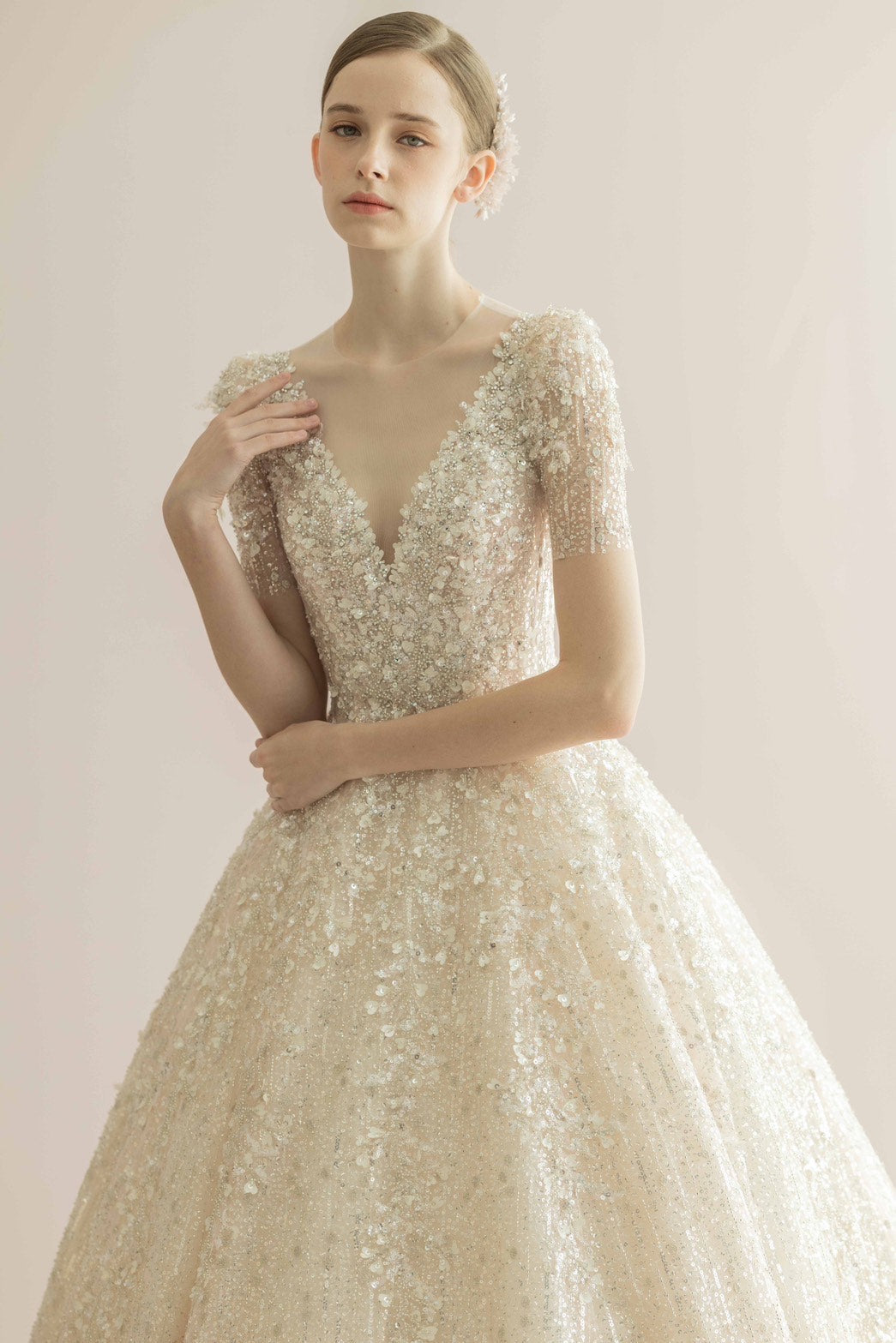 ミラージュ【ウェディングドレスレンタル】