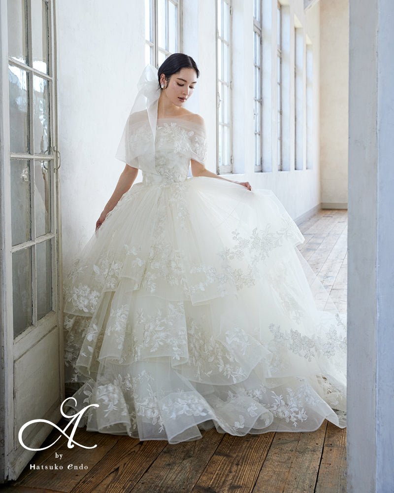 ブーケ HE-153(Off White)【ウェディングドレスレンタル】