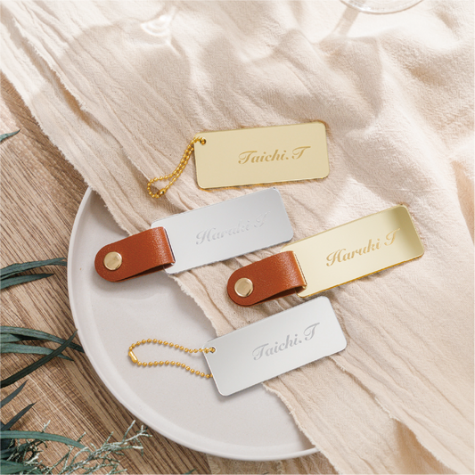 「1個から購入可能」ゴールド・シルバーアクリル席札（長方形）｜レザーベルト・ボールチェーン・エスコートカード・ネームタグ