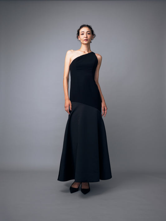 ワンショルダーブラックドレス【ウェディングドレス レンタル】