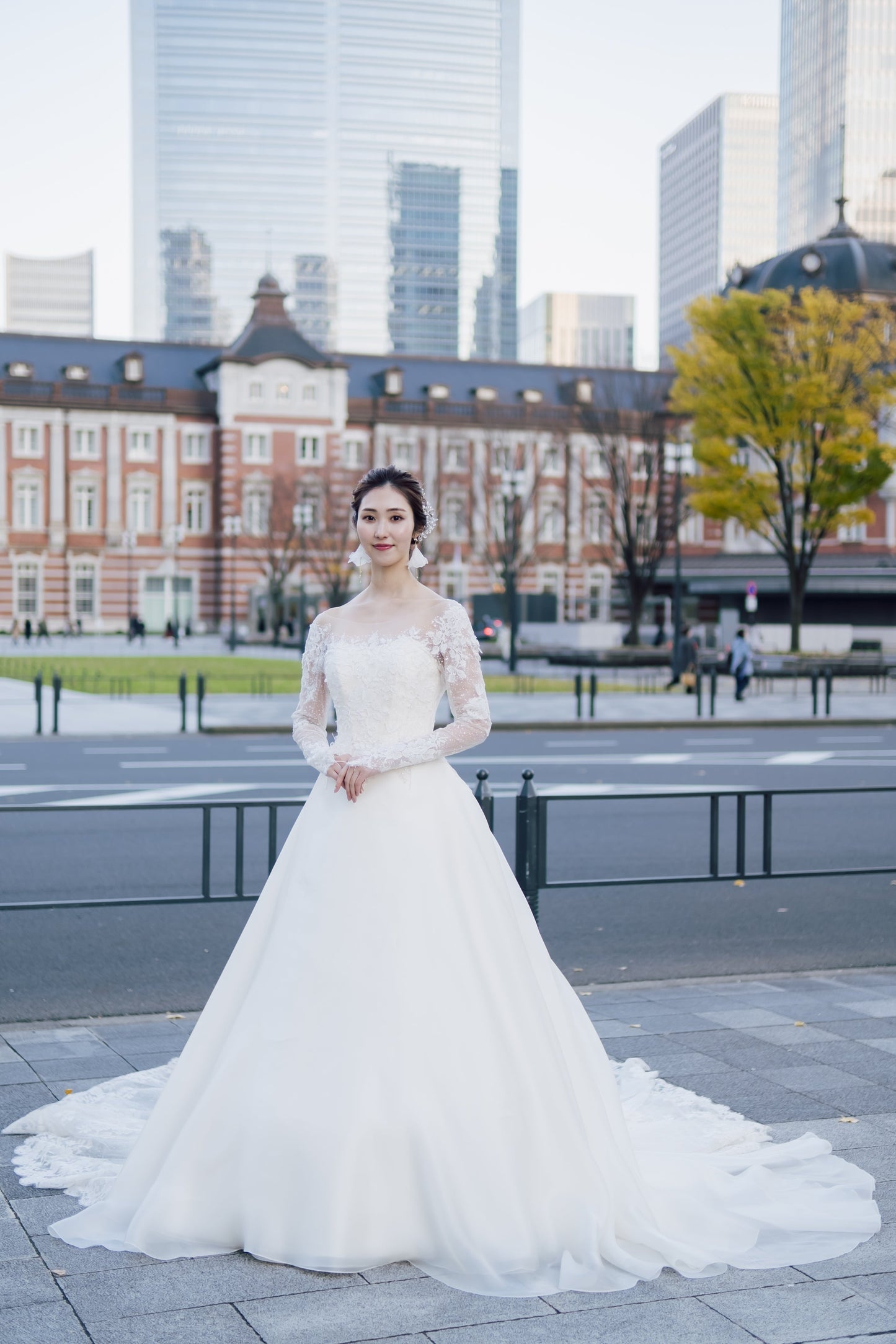 ホワイトリー CB-125【ウェディングドレスレンタル】