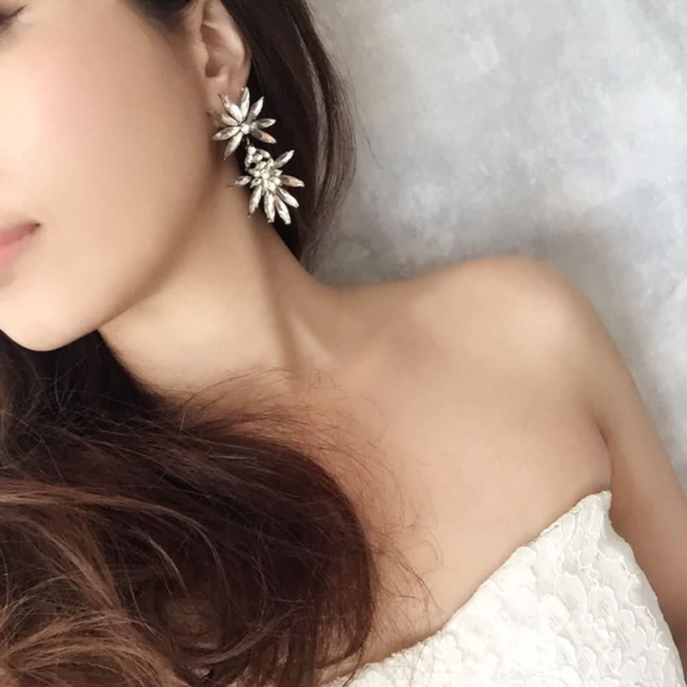 【ピアス・イヤリング】maple ビジューピアス/ブライダルアクセサリー 【結婚式 ピアス イヤリング】
