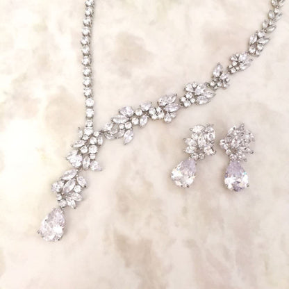 magnifique silver ジルコニアネックレス&ピアスset/ブライダルアクセサリー 【結婚式 アクセサリーセット】