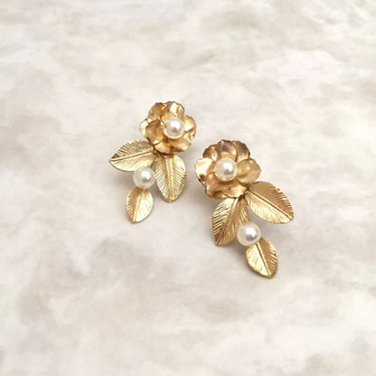【ピアス・イヤリング】Natural ビジューピアス/ブライダルアクセサリー 【結婚式 ピアス イヤリング】