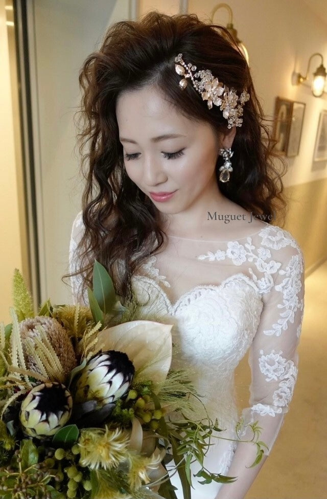 【ピアス・イヤリング】antique ビジューピアス/ブライダルアクセサリー 【結婚式 ピアス イヤリング】