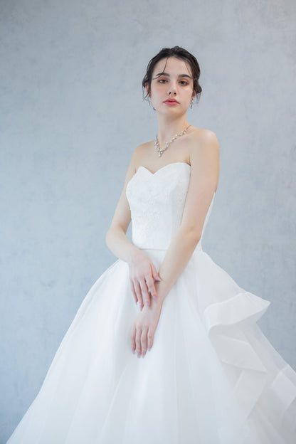 Resoll ⅽollection VERTHANDI-BO【ウェディングドレス レンタル】