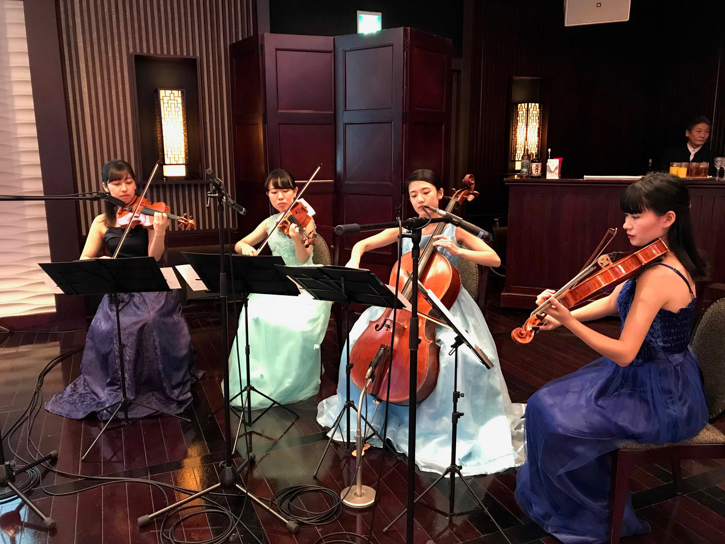 生演奏(弦楽四重奏) 【結婚式 披露宴 余興】