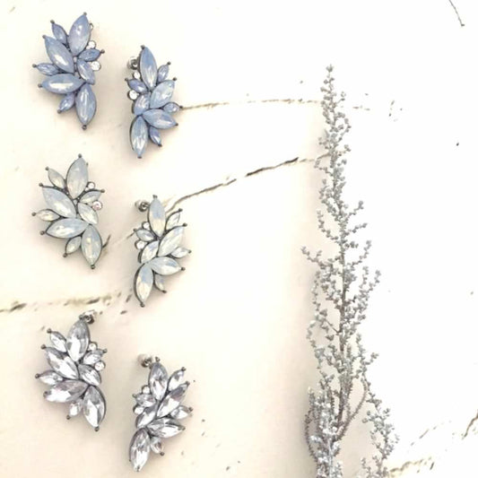 【ピアス・イヤリング】angel ビジューピアス/ブライダルアクセサリー 【結婚式 ピアス イヤリング】