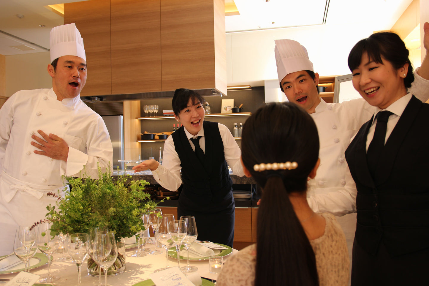 サプライズオペラ 【結婚式 披露宴 余興】