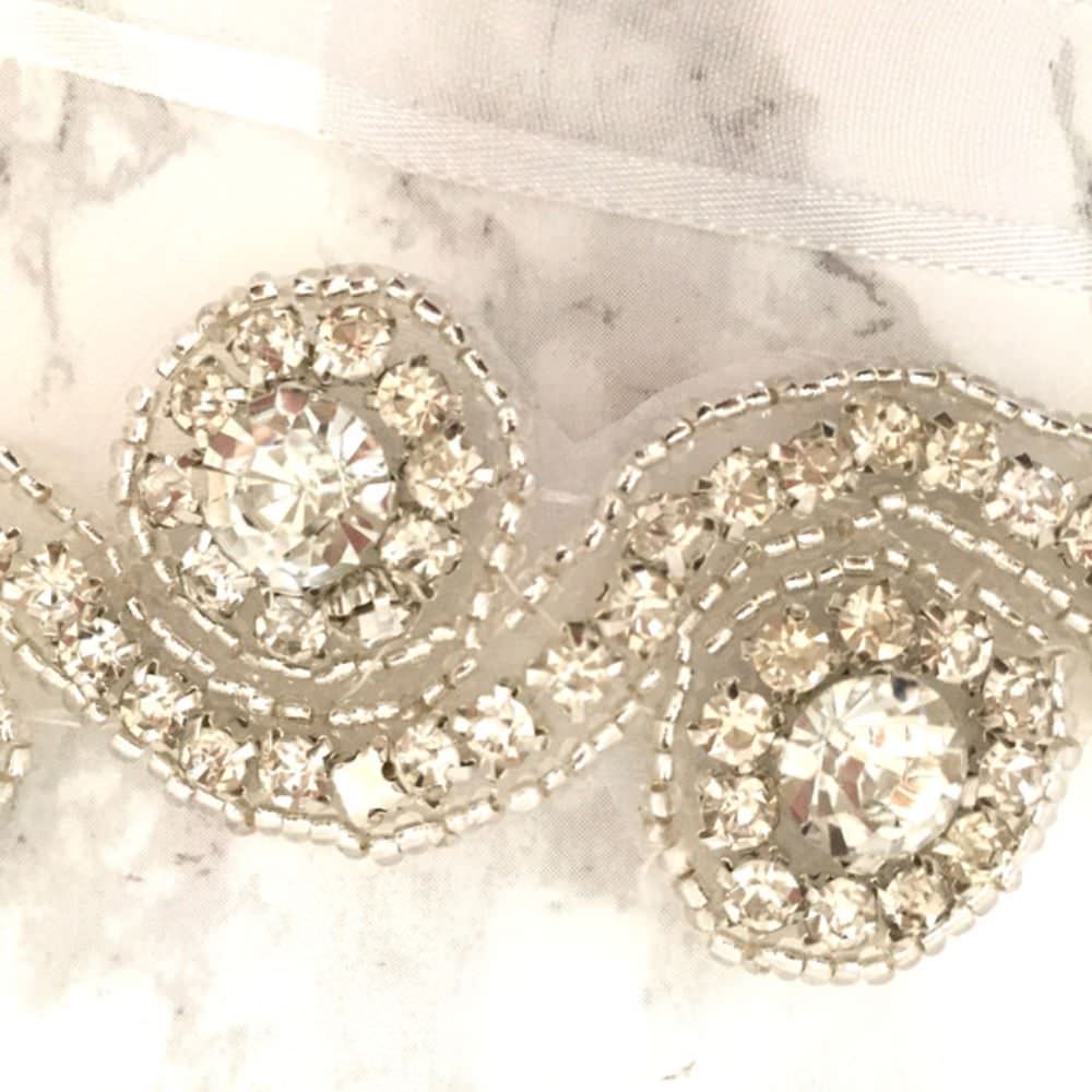 【ヘッドドレス】circle リボンカチューシャ/ブライダルアクセサリー 【結婚式 ヘアアクセサリー】