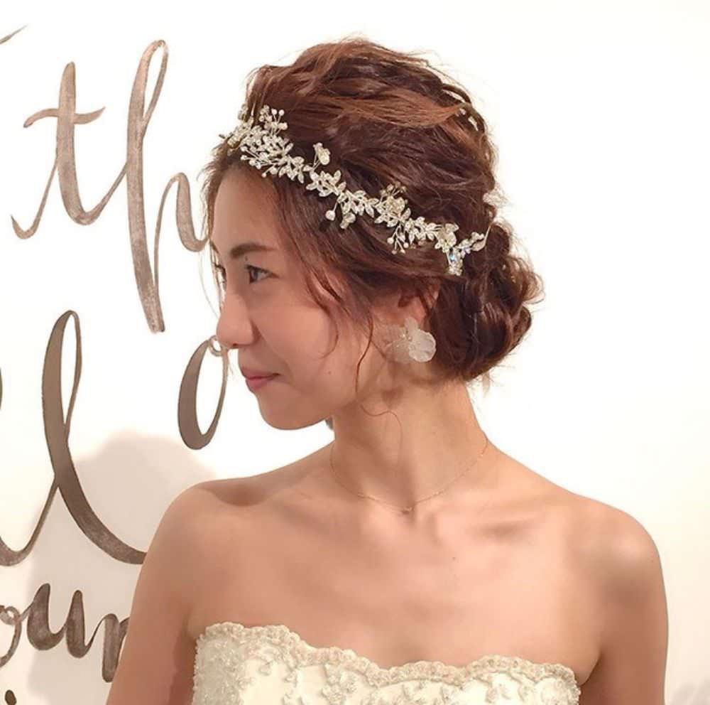 【ヘッドドレス】classy silverリボンカチューシャ/ブライダルアクセサリー 【結婚式 ヘアアクセサリー】