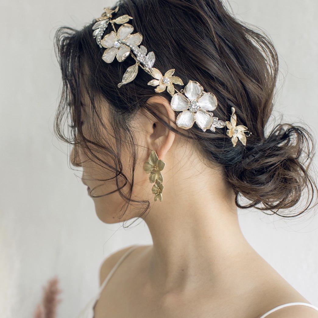 【ヘッドドレス】ブライダルヘッドドレス ビジュー リーフ フラワー ゴールドシルバー h4 【結婚式 ヘアアクセサリー】