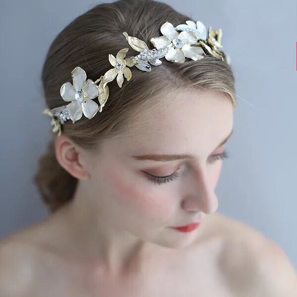 【ヘッドドレス】ブライダルヘッドドレス ビジュー リーフ フラワー ゴールドシルバー h4 【結婚式 ヘアアクセサリー】